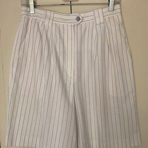 TAIL golf shorts